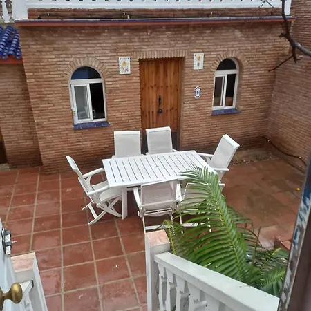 Estrella Lounge Guest house