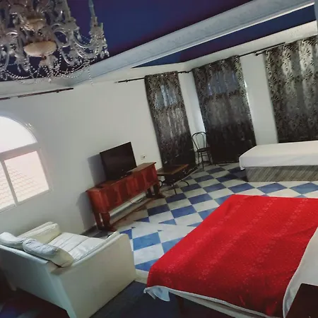 Estrella Lounge Guest house *