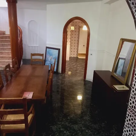 Estrella Lounge * בנאלמדנה